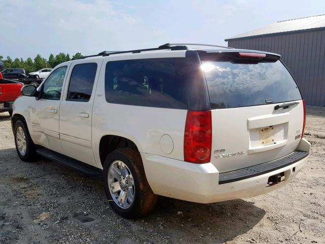 1GKUCKE0XAR203718 - 2010 GMC YUKON XL C WHITE photo 3