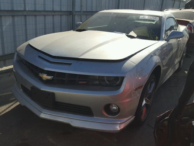 2G1FK1EJ6B9158873 - 2011 CHEVROLET CAMARO 2SS SILVER photo 2