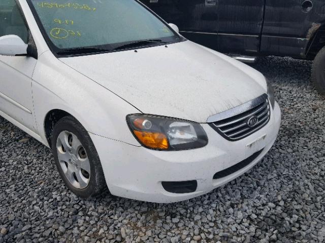 KNAFE221595657306 - 2009 KIA SPECTRA EX WHITE photo 9