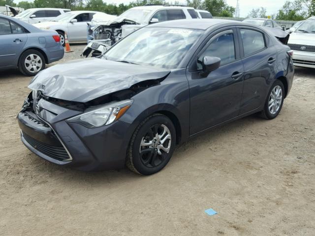 3MYDLBZV6GY112662 - 2016 TOYOTA SCION IA CHARCOAL photo 2