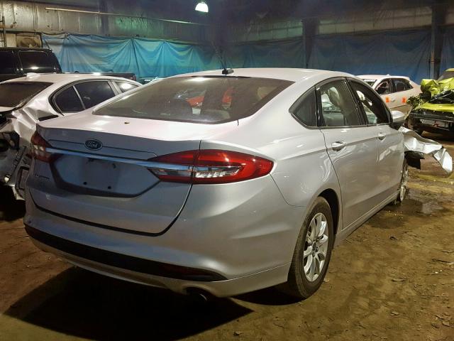 3FA6P0G77HR123076 - 2017 FORD FUSION S SILVER photo 4