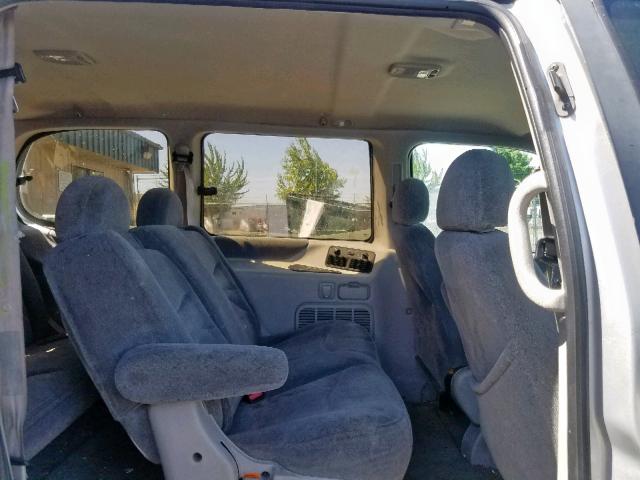 4N2DN1113VD814866 - 1997 NISSAN QUEST XE SILVER photo 6