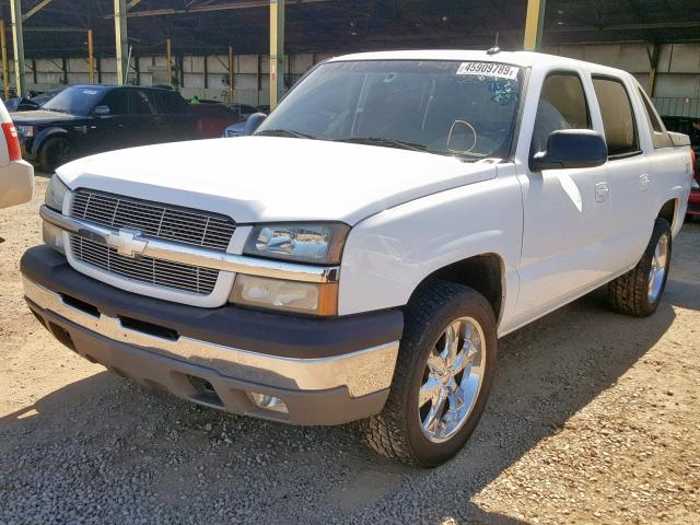 3GNEC13T33G285728 - 2003 CHEVROLET AVALANCHE WHITE photo 2