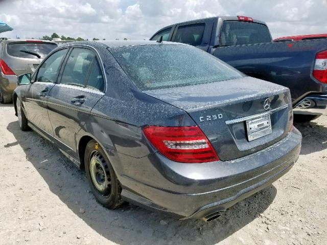 WDDGF4HB9EA957440 - 2014 MERCEDES-BENZ C 250 GRAY photo 3