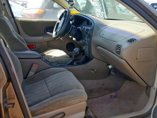 1G2WP52K11F202947 - 2001 PONTIAC GRAND PRIX GOLD photo 5