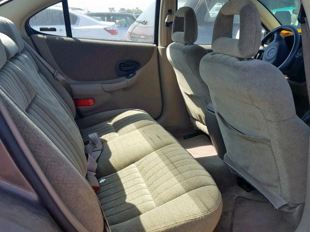 1G2WP52K11F202947 - 2001 PONTIAC GRAND PRIX GOLD photo 6