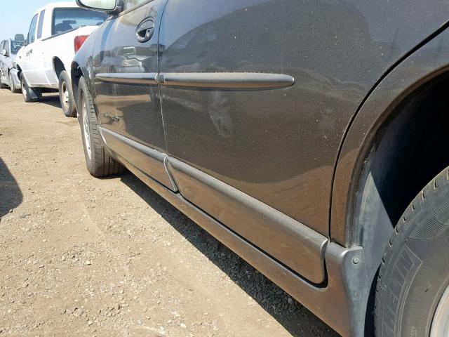 1G2WP52K11F202947 - 2001 PONTIAC GRAND PRIX GOLD photo 9