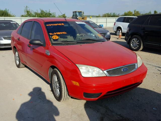 1FAFP34N85W238542 - 2005 FORD FOCUS ZX4 RED photo 1