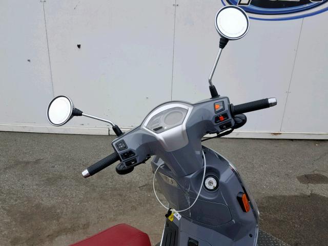 LC2DBJ14XKC100365 - 2019 KYMCO USA INC LIKE 150 GRAY photo 5