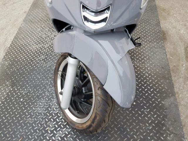 LC2DBJ14XKC100365 - 2019 KYMCO USA INC LIKE 150 GRAY photo 9