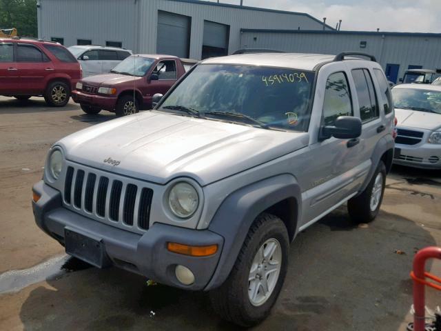 1J4GL48KX2W149870 - 2002 JEEP LIBERTY SP SILVER photo 2