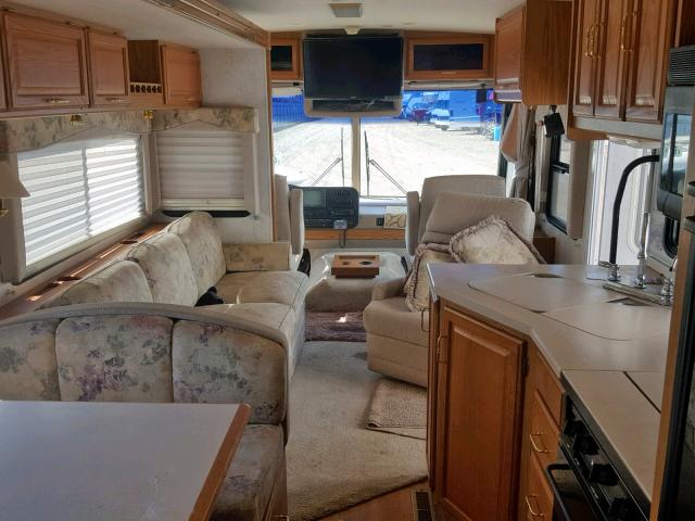 1FCNF53S4Y0A03381 - 2000 WINNEBAGO MOTORHOME BEIGE photo 5