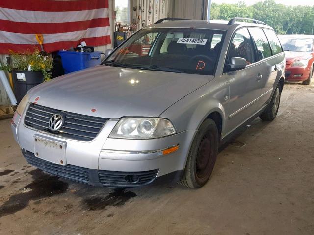 WVWND63B94E036868 - 2004 VOLKSWAGEN PASSAT GL SILVER photo 2