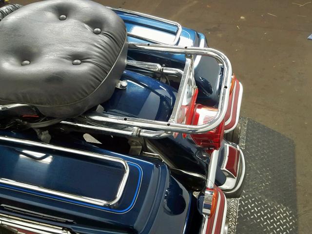 1HD1FCW152Y622438 - 2002 HARLEY-DAVIDSON FLHTCUI BLUE photo 18