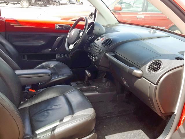 3VWSF31Y56M315876 - 2006 VOLKSWAGEN NEW BEETLE წითელი ფოტო 5