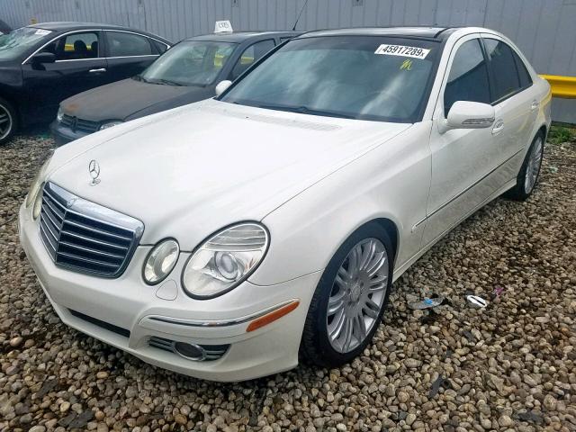 WDBUF56X88B279472 - 2008 MERCEDES-BENZ E 350 WHITE photo 2