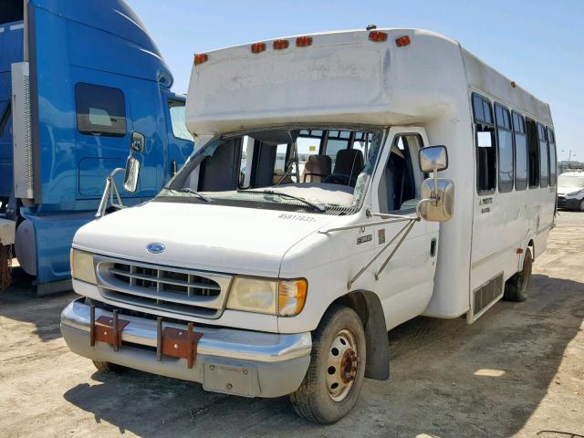 1FDLE40F2VHA89925 - 1997 FORD FORD WHITE photo 2