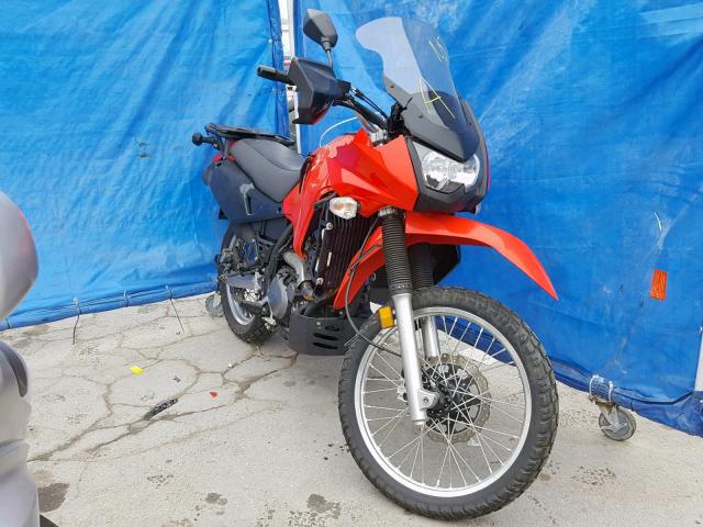 JKAKLEE109DA21903 - 2009 KAWASAKI KL650 E RED photo 1