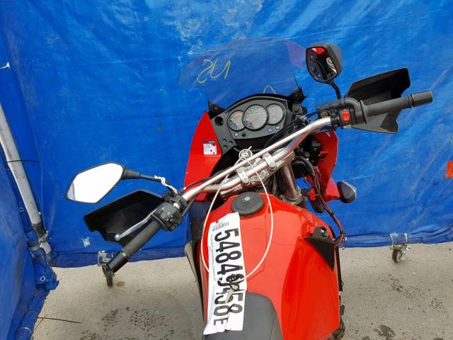 JKAKLEE109DA21903 - 2009 KAWASAKI KL650 E RED photo 5