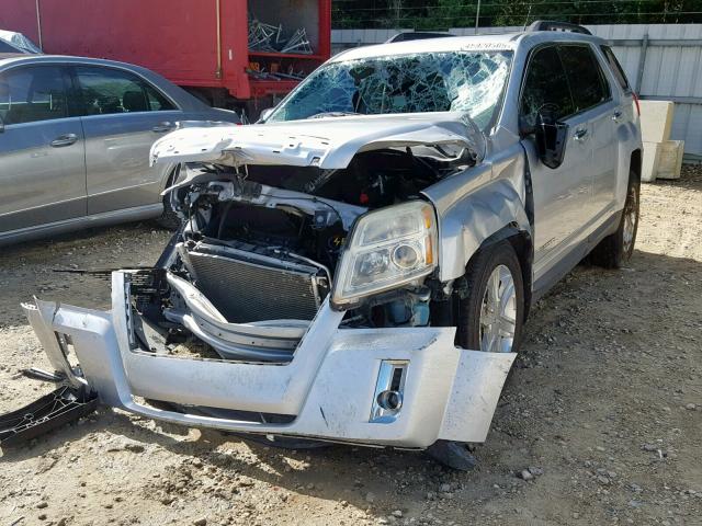 2CTFLDEY0A6306037 - 2010 GMC TERRAIN SL SILVER photo 2