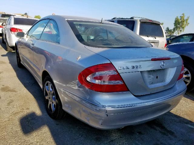 WDBTJ65J64F088083 - 2004 MERCEDES-BENZ CLK 320C SILVER photo 3