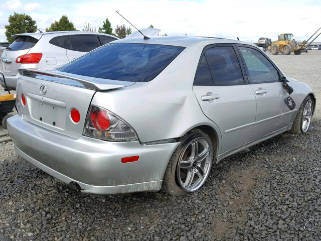 JTHBD182210031839 - 2001 LEXUS IS 300 SILVER photo 4