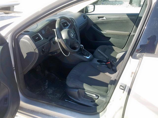 3VW2K7AJ8CM382747 - 2012 VOLKSWAGEN JETTA BASE SILVER photo 5