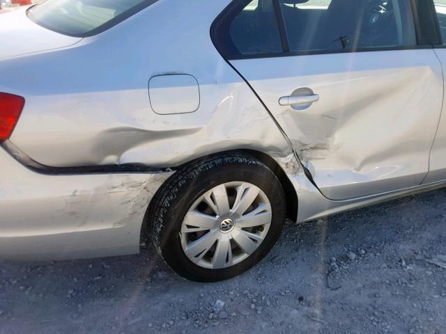 3VW2K7AJ8CM382747 - 2012 VOLKSWAGEN JETTA BASE SILVER photo 9
