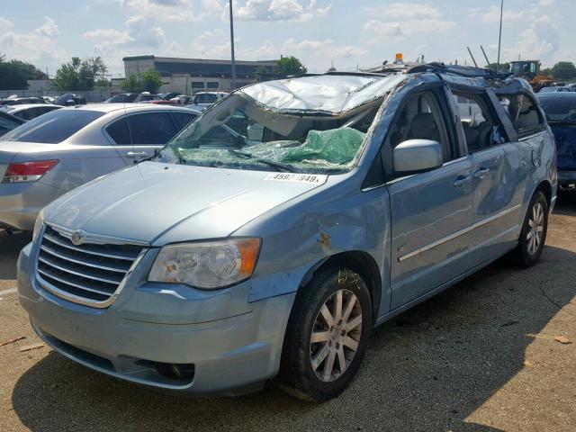 2A8HR54159R679381 - 2009 CHRYSLER TOWN & COU BLUE photo 2