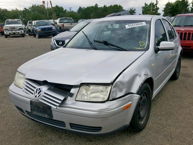 3VWRA29M4YM135915 - 2000 VOLKSWAGEN JETTA GL SILVER photo 2