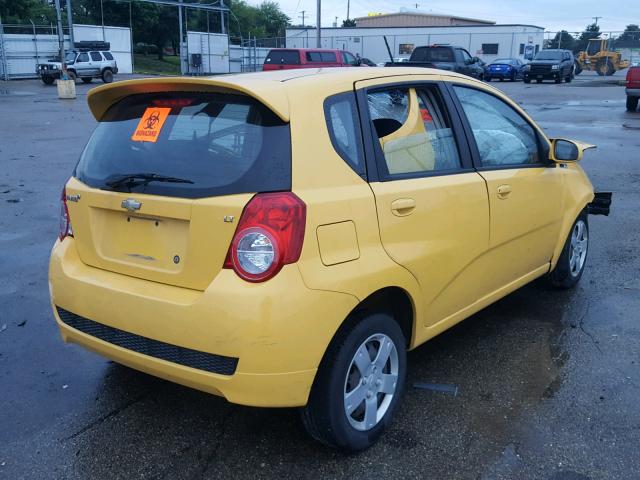 KL1TD66E09B633193 - 2009 CHEVROLET AVEO LS YELLOW photo 4