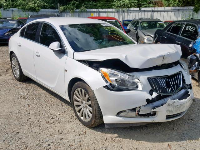 W04GN5EC7B1118831 - 2011 BUICK REGAL CXL WHITE photo 1