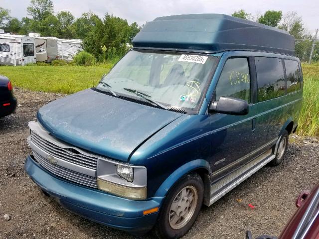 1GNDM19W5VB122679 - 1997 CHEVROLET ASTRO BLUE photo 2