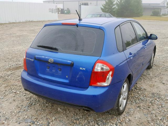 KNAFE241395025806 - 2009 KIA SPECTRA SX BLUE photo 4