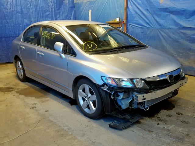 2HGFA1F67AH561089 - 2010 HONDA CIVIC LX-S 银色 照片 1