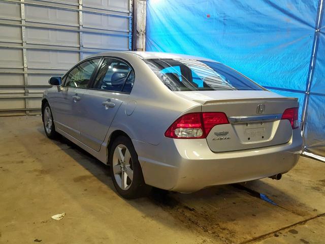 2HGFA1F67AH561089 - 2010 HONDA CIVIC LX-S 银色 照片 3