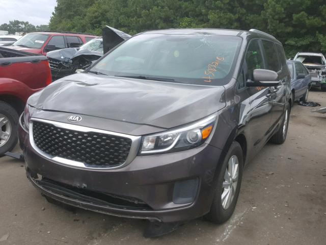 KNDMB5C13F6049762 - 2015 KIA SEDONA LX BLACK photo 2