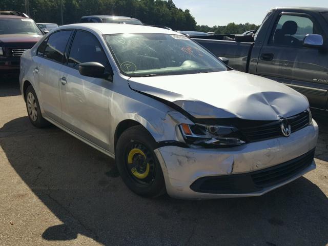 3VW2K7AJ0DM309499 - 2013 VOLKSWAGEN JETTA BASE Արծաթագույն լուսանկար 1