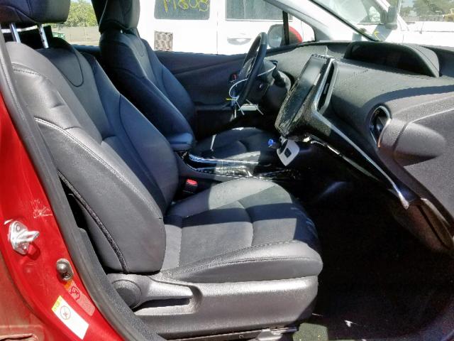 JTDKARFP8H3019517 - 2017 TOYOTA PRIUS PRIM 红色 照片 5