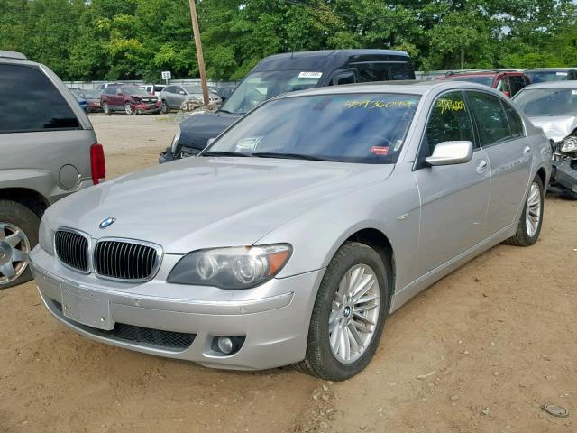 WBAHN83517DT66303 - 2007 BMW 750 SILVER photo 2