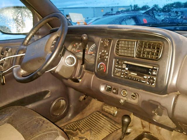 1B4HS28ZXYF240240 - 2000 DODGE DURANGO SILVER photo 9