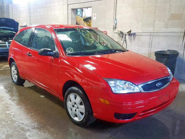 1FAFP31N67W306523 - 2007 FORD FOCUS ZX3 RED photo 2