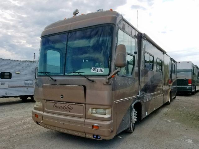 4UZAAHAK83CL99626 - 2003 FREIGHTLINER FRIENDSHIP TAN photo 2