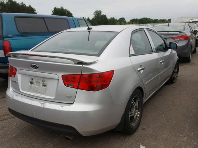 KNAFU4A22B5326620 - 2011 KIA FORTE EX SILVER photo 4