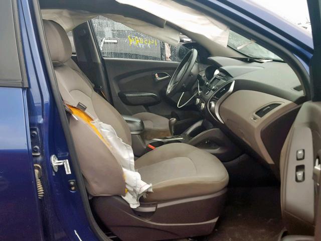 KM8JT3AB4BU299402 - 2011 HYUNDAI TUCSON GL BLUE photo 5