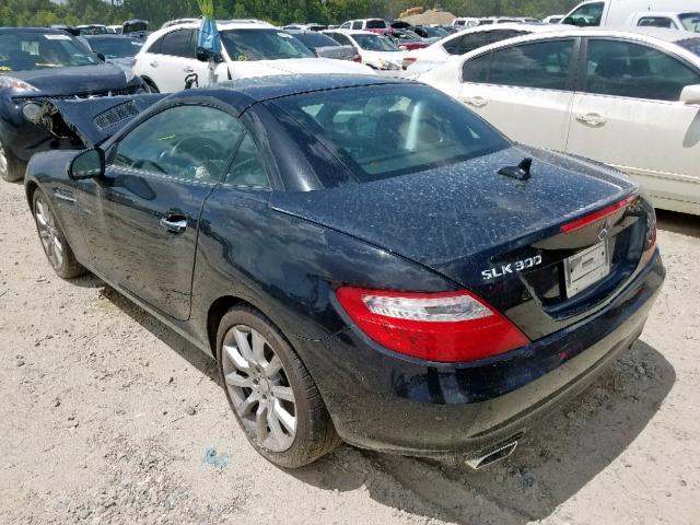 WDDPK3JA3GF120549 - 2016 MERCEDES-BENZ SLK 300 BLACK photo 3