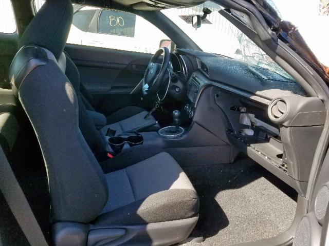 JTKJF5C78FJ011509 - 2015 TOYOTA SCION TC შავი ფოტო 5