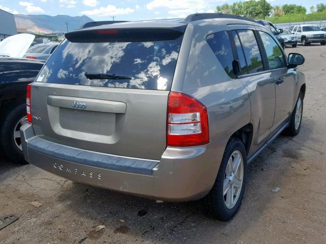 1J8FF47W47D193839 - 2007 JEEP COMPASS GOLD photo 4