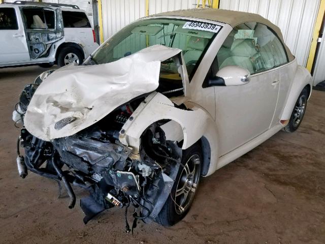 3VWBM31Y35M368046 - 2005 VOLKSWAGEN NEW BEETLE BEIGE photo 2