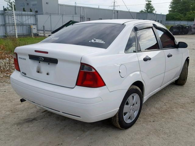 1FAFP34N17W276987 - 2007 FORD FOCUS ZX4 WHITE photo 4